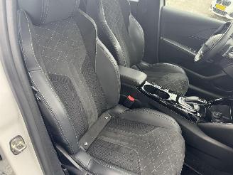 Peugeot 208 1.2 PureTech GT Pack AUTOMAAT picture 15
