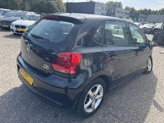 uszkodzony samochody osobowe Volkswagen Polo 1.2 TSI BlueMotion Edition 2014/1