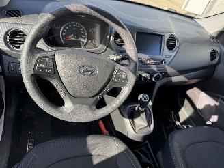 Hyundai I-10 1.0i Comfort picture 6