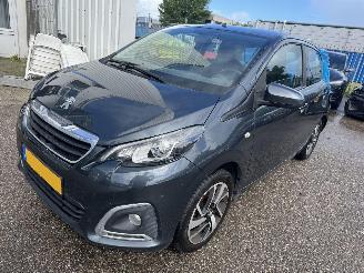 Vaurioauto  passenger cars Peugeot 108 1.0 e-VTi Allure 2019/8