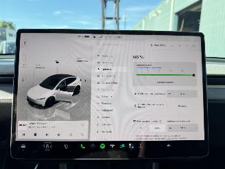 Tesla Model Y Standard RWD 58 kWh picture 14