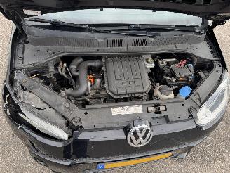 Volkswagen Up! 1.0 high up! picture 17