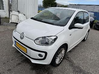Unfallwagen Volkswagen Up! 1.0 high up! BlueMotion 2013/10