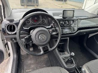Volkswagen Up! 1.0 high up! BlueMotion picture 8