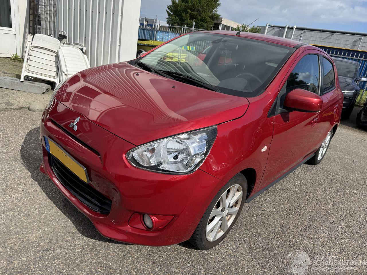 Mitsubishi Space-star 1.2 Intense +