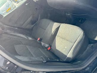 Renault Clio 1.0 TCe 90 Equilibre picture 16