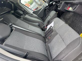 Renault Master T35 2.3 dCi 180 L2H2 Energy Comfort picture 14