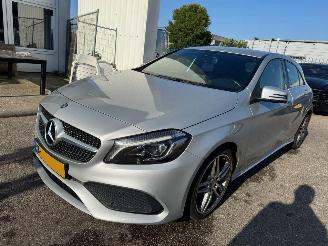 skadebil auto Mercedes A-klasse 160 Ambition 2016/10