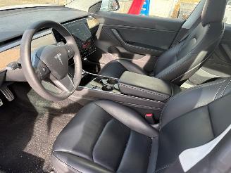 Tesla Model 3 Standard RWD Plus 60 kWh picture 11