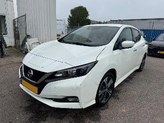 Voiture accidenté Nissan Leaf N-Connecta 40 kWh 2020/8