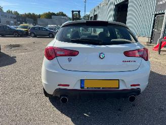 Alfa Romeo Giulietta Giulietta 1.4 T Distinctive picture 5