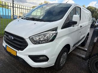 krockskadad bil bedrijf Ford Transit Custom 280 2.0 TDCI L1H1 Trend 2020/9