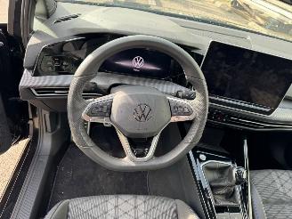 Volkswagen Golf 1.5 TSI R-Line Edition picture 13