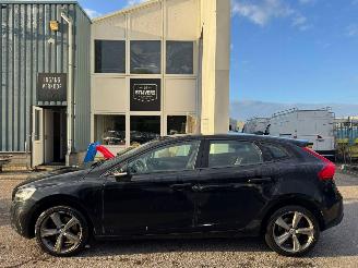 Volvo V-40 2.0 T3 Nordic+ picture 2