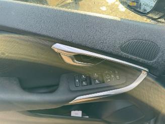 Volvo V-40 2.0 T3 Nordic+ picture 16