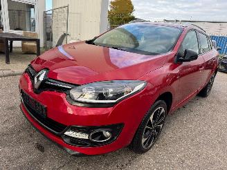 skadebil auto Renault Mégane Estate 1.2 TCe Bose 2014/2