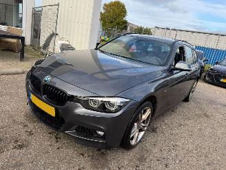 Schadeauto BMW 3-serie Touring 318i M Sport Corporate Lease 2019/7