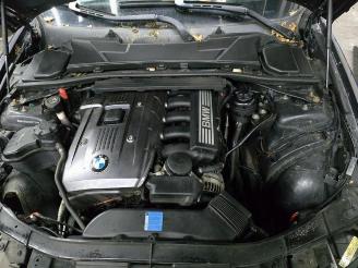 Coche siniestrado BMW 3-serie 3 serie (E90), Sedan, 2005 / 2011 325i 24V 2005/7