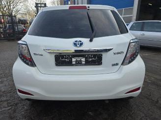 Toyota Yaris Yaris III (P13), Hatchback, 2010 / 2020 1.5 16V Hybrid picture 5