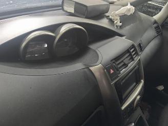 Toyota Verso Verso, MPV, 2009 / 2018 1.8 16V VVT-i picture 14