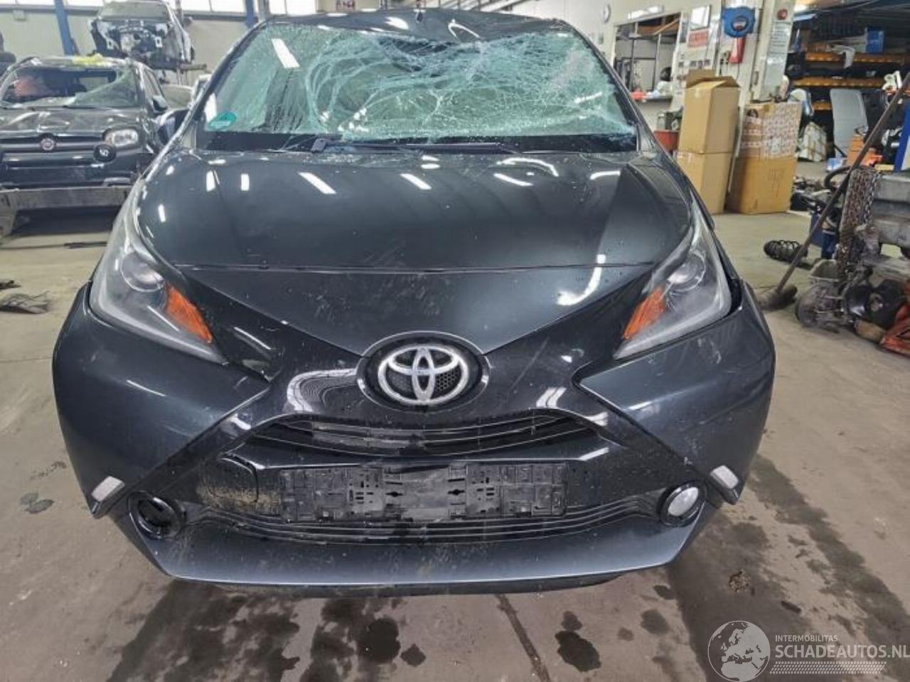 Toyota Aygo Aygo (B40), Hatchback, 2014 1.0 12V VVT-i