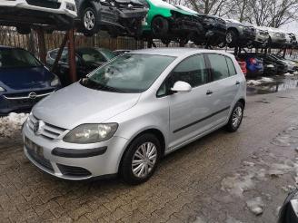 Auto da rottamare Volkswagen Golf plus Golf Plus (5M1/1KP), MPV, 2005 / 2013 1.4 FSI 16V 2006/1
