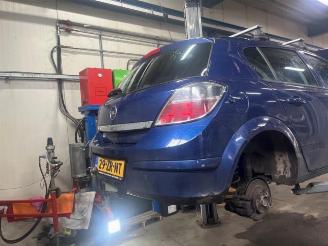 Opel Astra Astra H (L48), Hatchback 5-drs, 2004 / 2014 1.6 16V picture 3