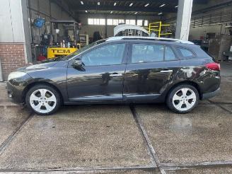 Vrakbiler auto Renault Mégane Megane III Grandtour (KZ), Combi 5-drs, 2008 / 2016 1.4 16V TCe 130 2009/11