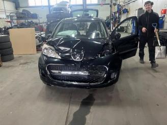 Peugeot 107 107, Hatchback, 2005 / 2014 1.0 12V picture 5