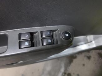 Chevrolet Spark Spark (M300), Hatchback, 2010 1.2 16V picture 12