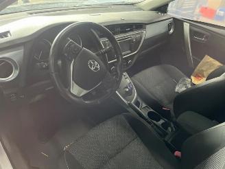 Toyota Auris Auris Touring Sports (E18), Combi, 2013 / 2018 1.8 16V Hybrid picture 5