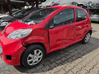 Autoverwertung Peugeot 107 107, Hatchback, 2005 / 2014 1.0 12V 2011/1