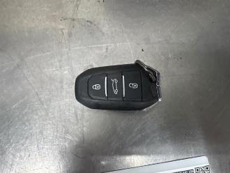Opel Grandland Grandland (X), SUV, 2017 1.2 Turbo 12V picture 8