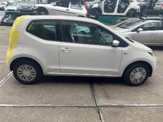 Salvage car Volkswagen Up! Up! (121), Hatchback, 2011 1.0 12V 60 2012/12