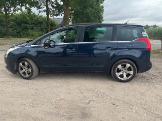 demontáž osobní automobily Peugeot 5008 5008 I (0A/0E), MPV, 2009 / 2017 1.6 VTI 16V 2010/3