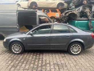 Uttjänta bilar auto Audi A4 A4 (B6), Sedan, 2000 / 2005 2.0 FSI 16V 2003/3
