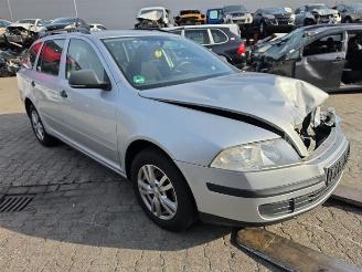 Skoda Octavia  picture 8