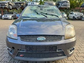 Coche siniestrado Ford Fiesta Fiesta 5 (JD/JH), Hatchback, 2001 / 2009 2.0 16V ST150 2007/4