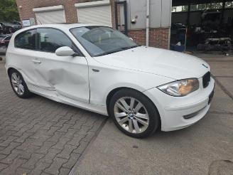 BMW 1-serie 1 serie (E81), Hatchback 3-drs, 2006 / 2012 120i 16V picture 8