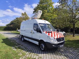 krockskadad bil bedrijf Mercedes Sprinter 516 CDI HOOGWERKER GSR 140TJV AIRCO 2012/9
