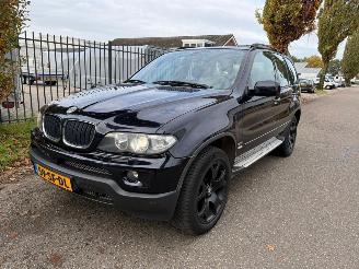 Damaged car BMW X5 3.0 160 kw DIESEL 2005/11