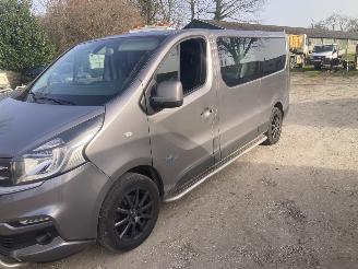 krockskadad bil bedrijf Fiat Talento TALENTO DUBBELCABINE LANG MARGE !!! 2018/7