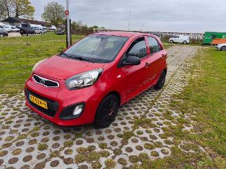 Kia Picanto PICANTO 1.0 AIRCO picture 2