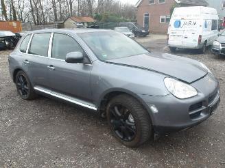 Porsche Cayenne  picture 3