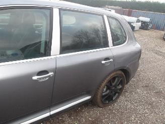 Porsche Cayenne  picture 16