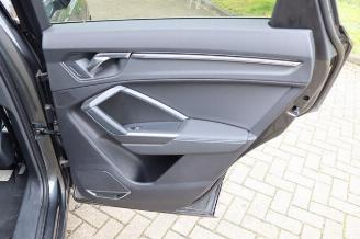 Audi Q3 Q3 (F3B), SUV, 2018 2.0 40 TFSI 16V Quattro picture 32