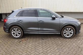 Audi Q3 Q3 (F3B), SUV, 2018 2.0 40 TFSI 16V Quattro picture 8