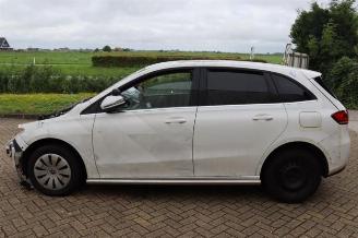 Mercedes B-klasse B (W247), Hatchback, 2018 / 2026 2.0 B-200d picture 4
