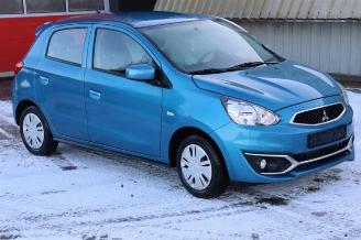 Salvage car Mitsubishi Space-star Space Star (A0), Hatchback, 2012 1.0 12V 2020/2