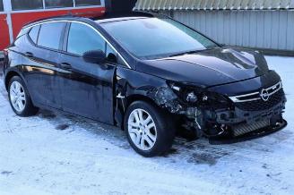 Sloopauto Opel Astra Astra K, Hatchback 5-drs, 2015 / 2022 1.4 Turbo 16V 2019/1